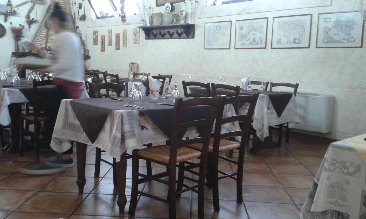 Oasi Del Lago Regalbuto Kültér fotó
